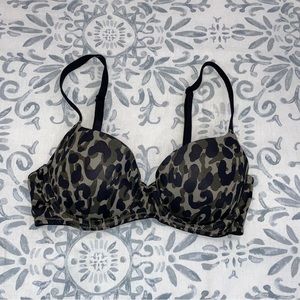 Victoria’s Secret PINK Lightly Lined Bra